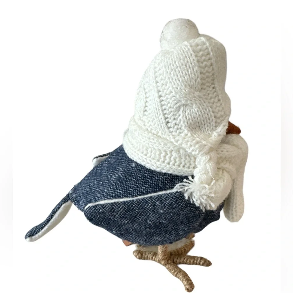 Target 2016 Clipper Felt Blue and Cream Featherly Friends Wondershop Winter Bird